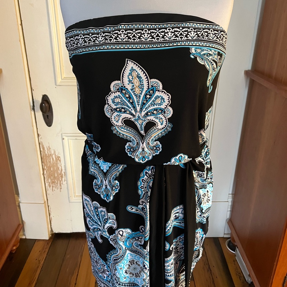 Black and blue tank dress with sash. Stretchy. NWT. Super cute!